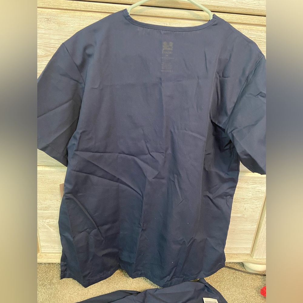 Women's Navy Blue Scrub Set / Top and Bottom / Size medium / Dagacci Brand - Picture 8 of 10